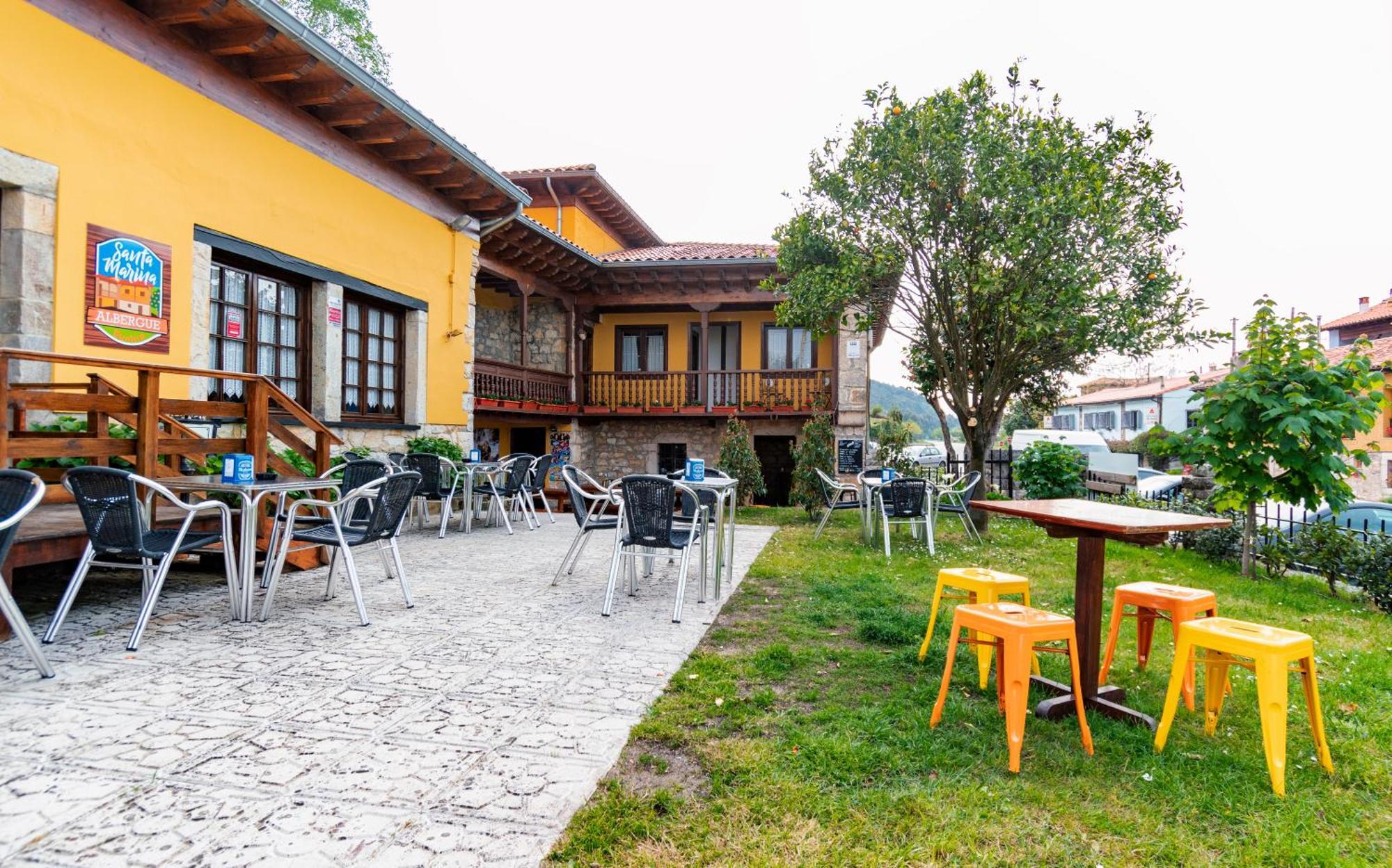 Albergue Santa Marina Buelna Kültér fotó