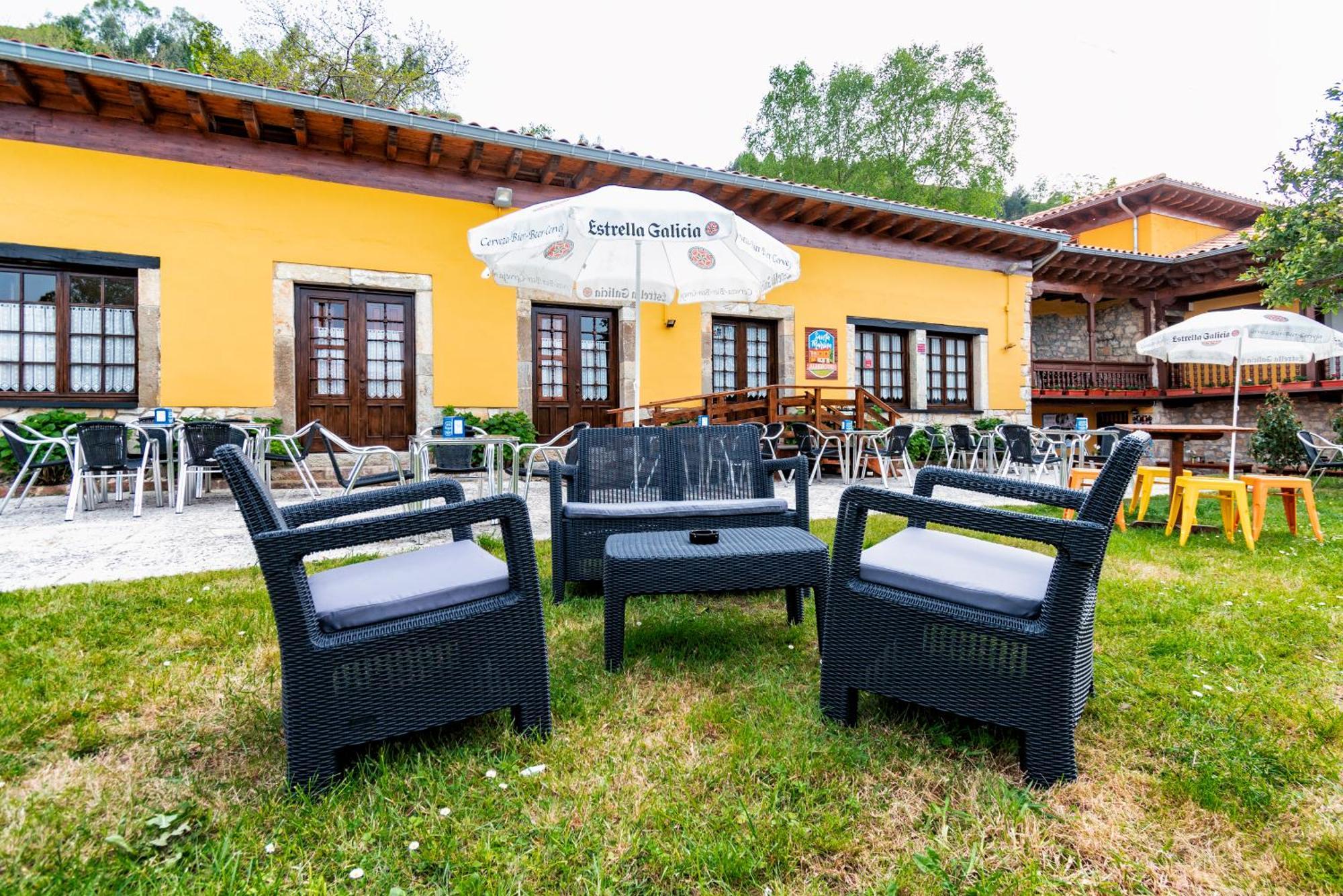 Albergue Santa Marina Buelna Kültér fotó